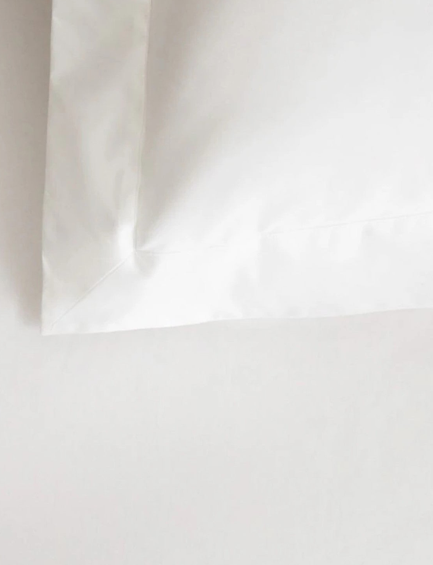 Sheridan 1200 TC Ultimate Sateen Plain Dyed Emperor Fitted Sheet Snow