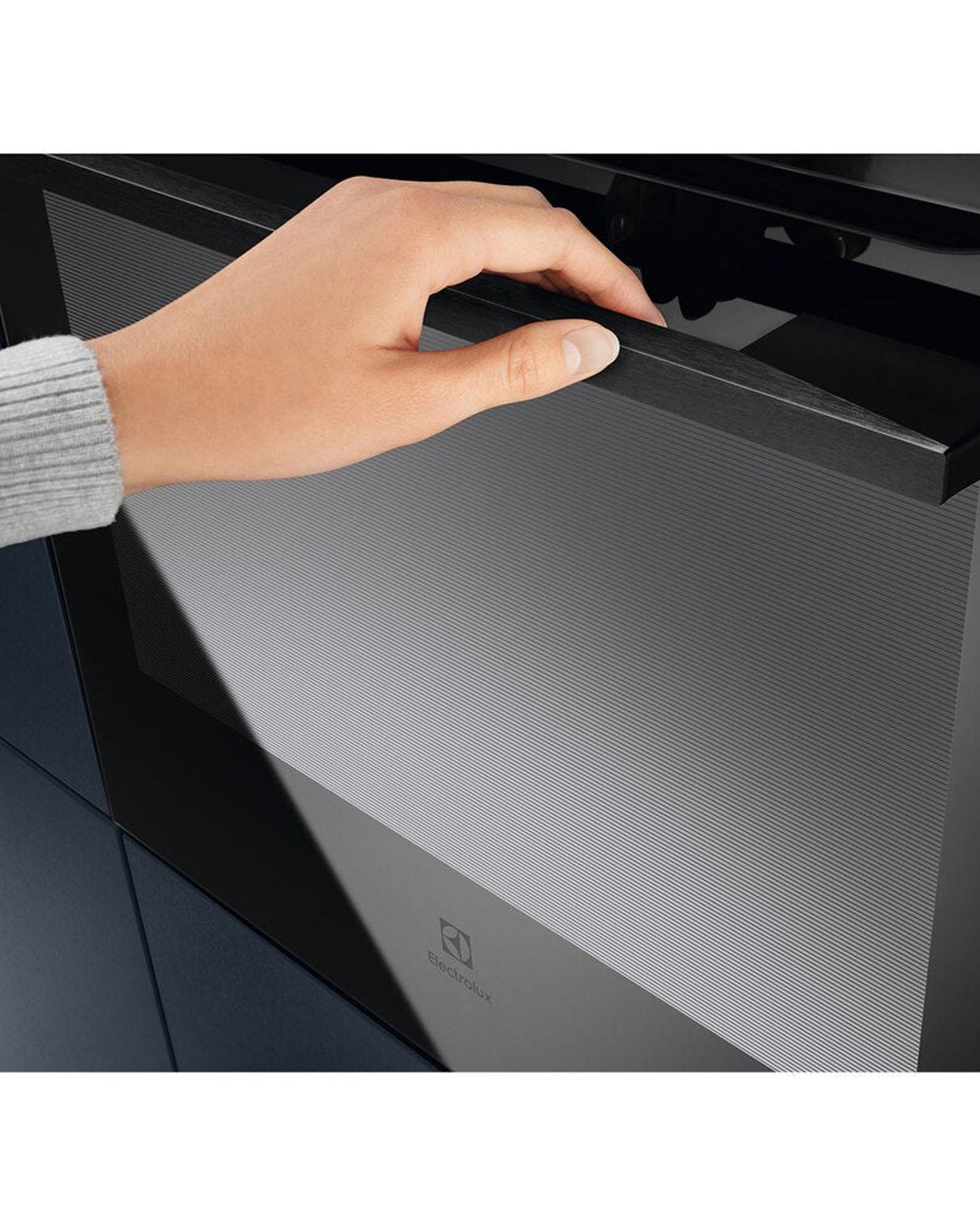 فرن كهربائي مدمج فردي من إلكترولوكس بسعة 65 لترًا مقاس 60 سم