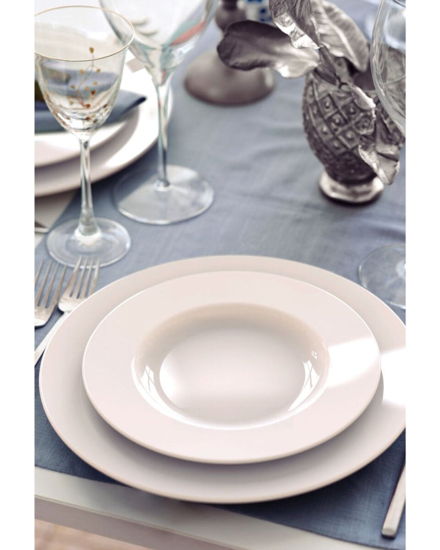 طبق عشاء من البورسلين من ترامونتينا إيلينا، قطره 28 سم