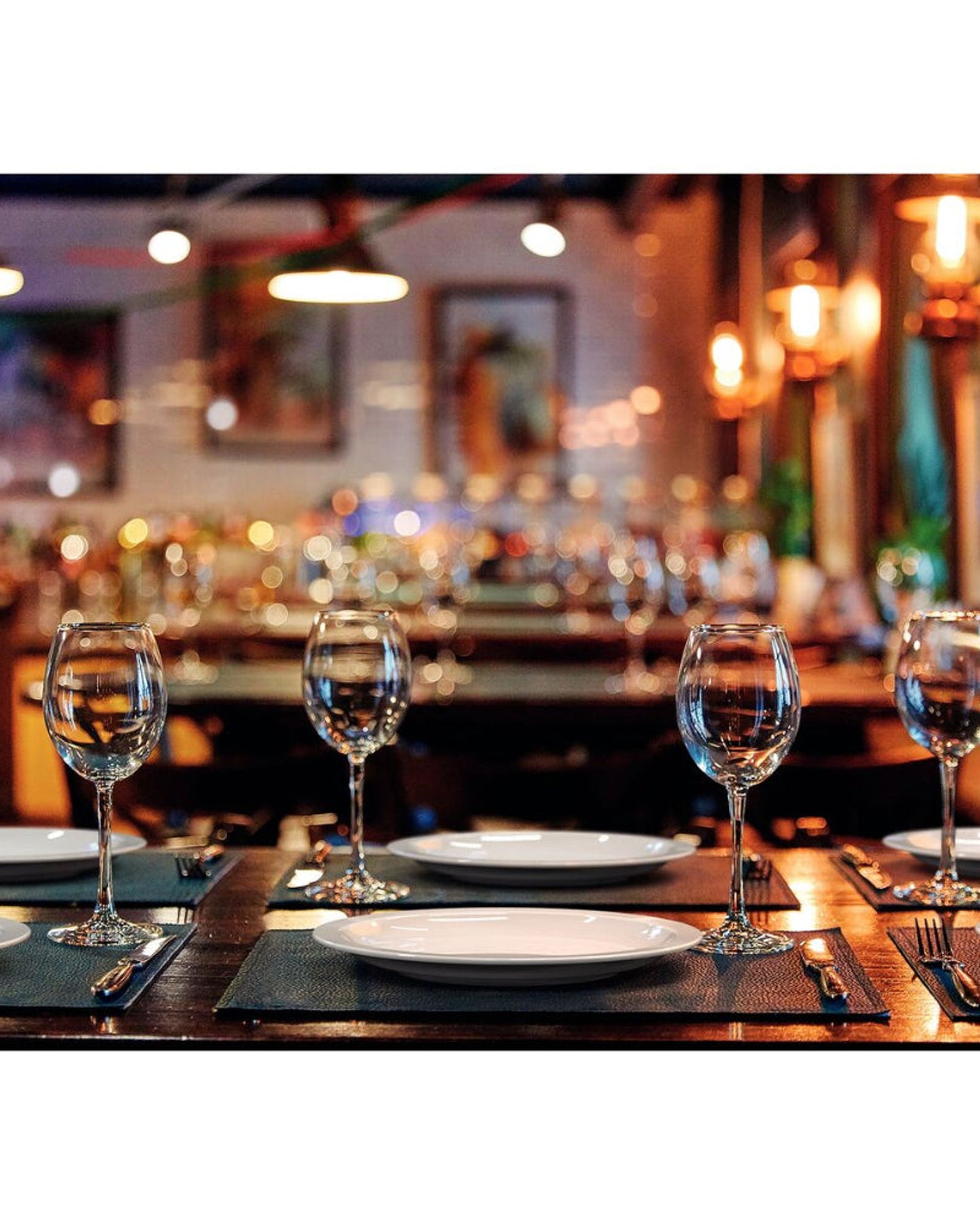 طبق عشاء من البورسلين من ترامونتينا باولا، قطره 28 سم