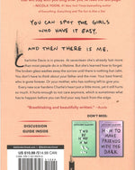 فتاة في قطع