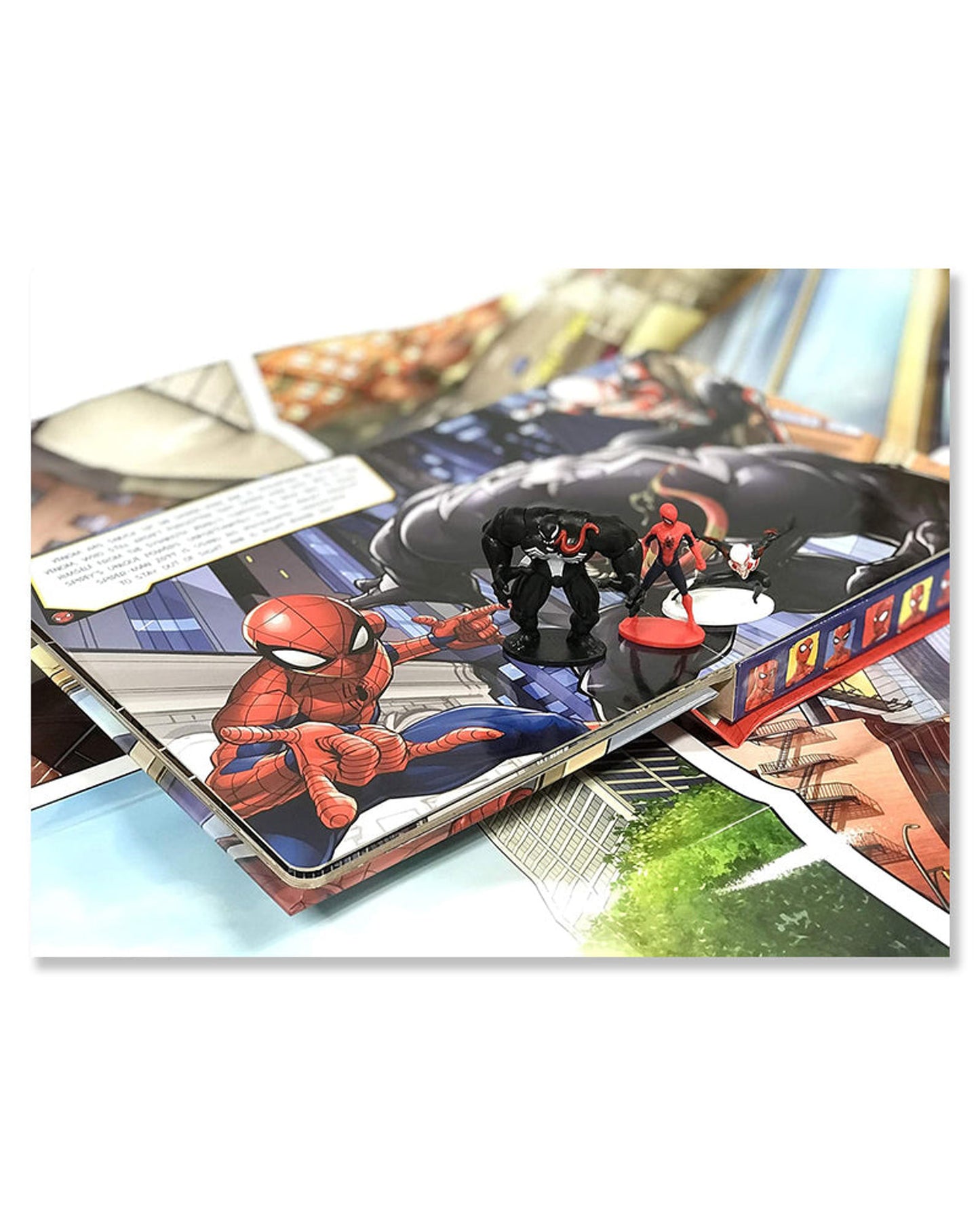 كتبي التفاعلية عن سبايدرمان من مارفل