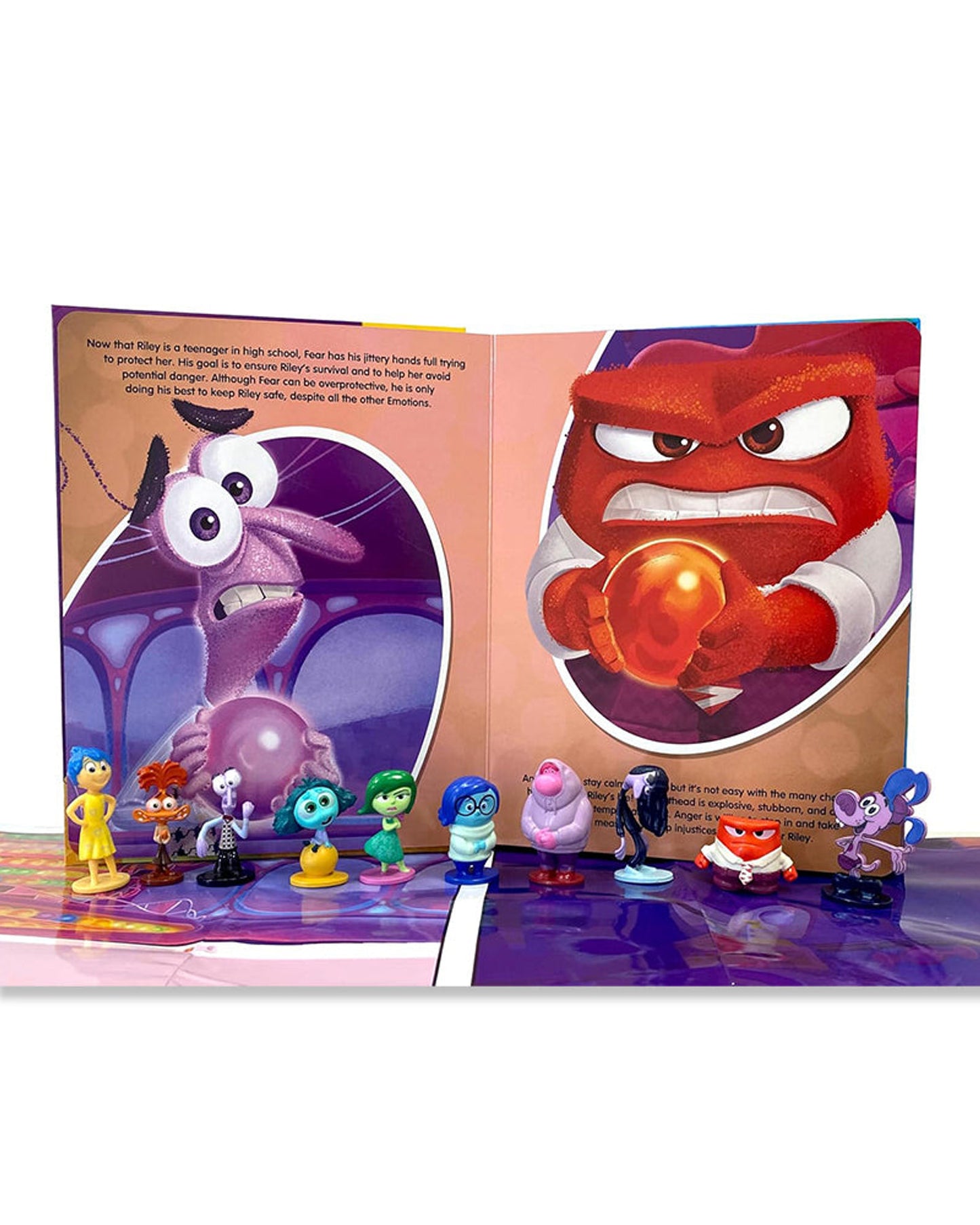 كتب ديزني التفاعلية من فيلم Inside Out 2