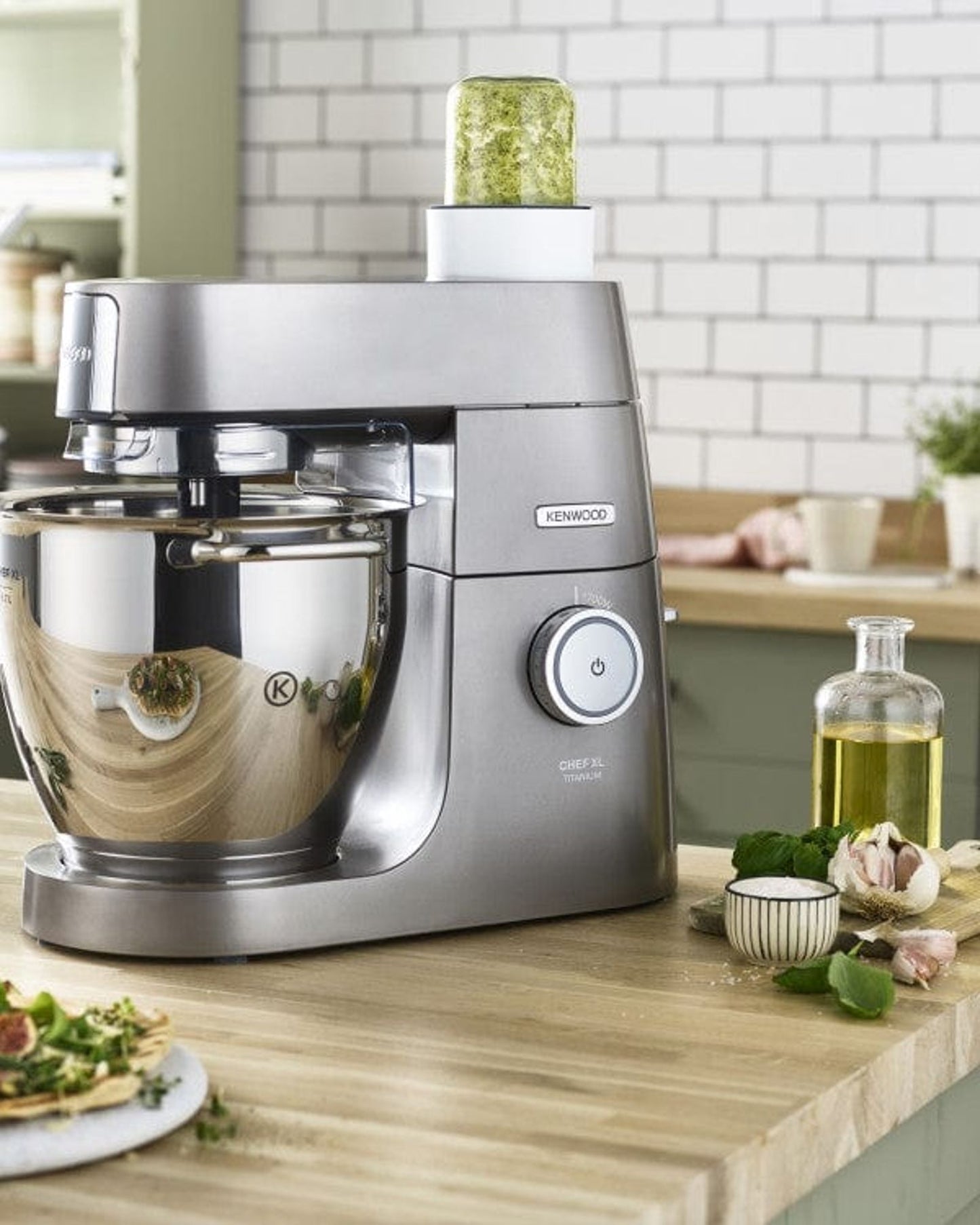 ماكينة المطبخ كينوود تيتانيوم سعة 6.7 لتر