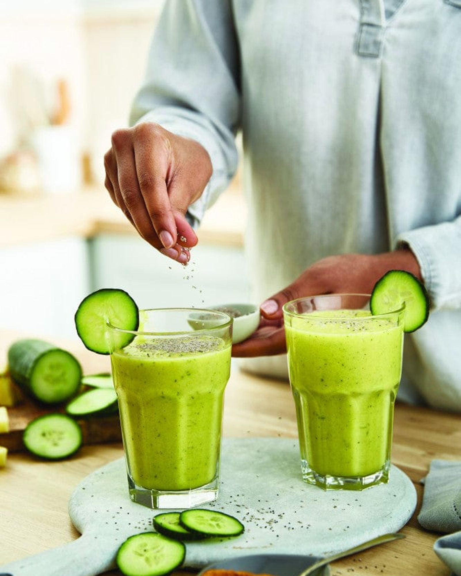 خلاط زجاجي من كينوود سعة 1.5 لتر مع مطحنة