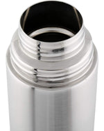 قارورة نيسان من الفولاذ المقاوم للصدأ مع كوب، فضي، سعة لتر واحد | تتضمن قارورة سعة لتر واحد وكوبين (سعة كل منهما ٣٥٠ مل)