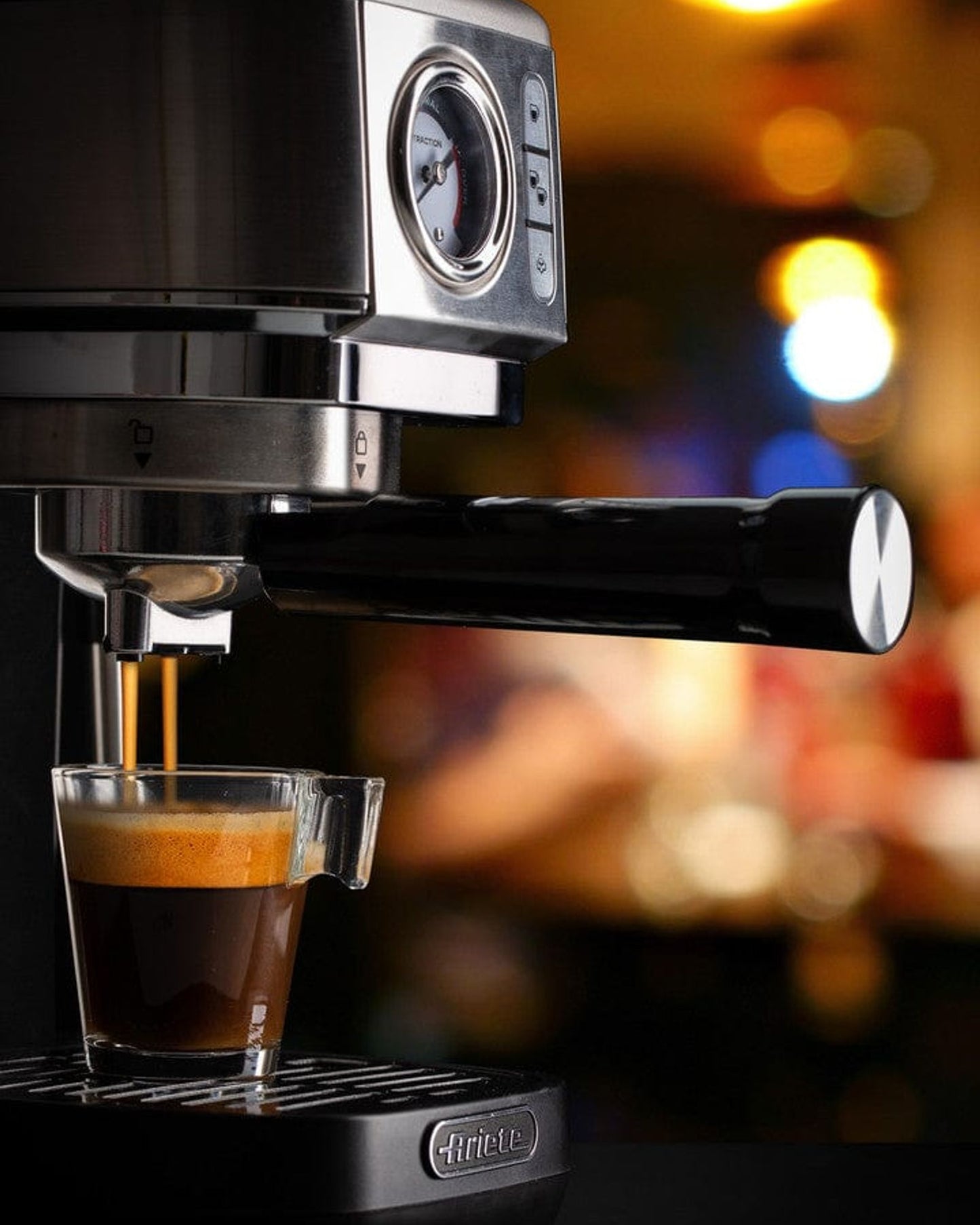 ماكينة صنع الإسبريسو بمضخة أرييتي
