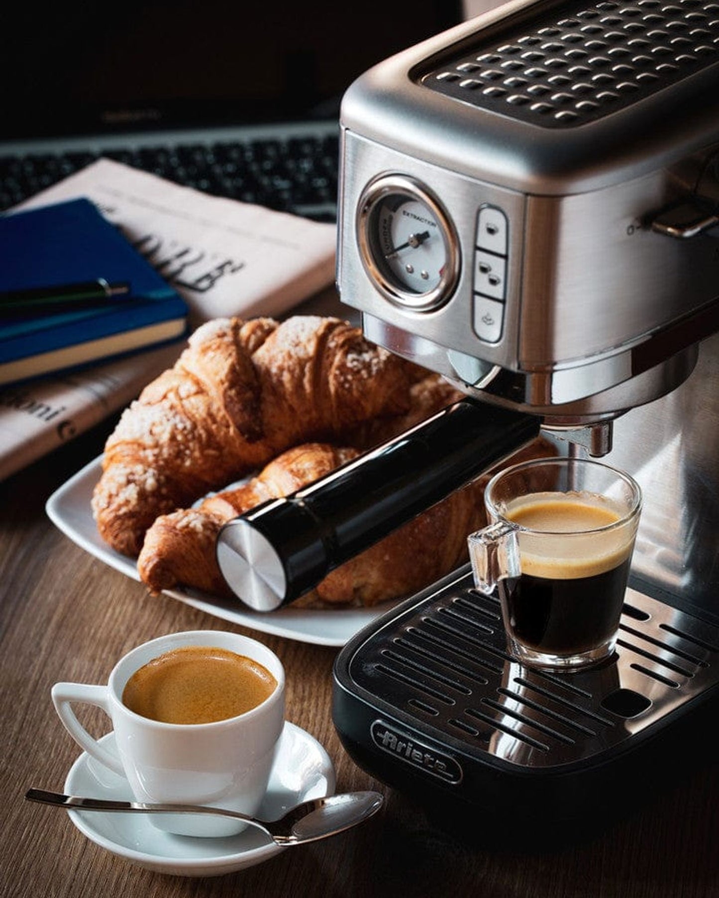 ماكينة صنع الإسبريسو بمضخة أرييتي