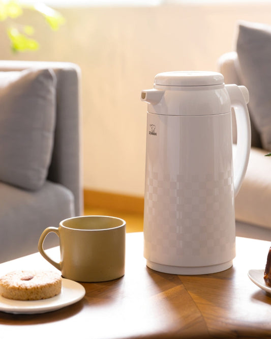 وعاء زوجيروشي اليدوي سعة 1.0 لتر، لون إيتشيماتسو باللون الأبيض