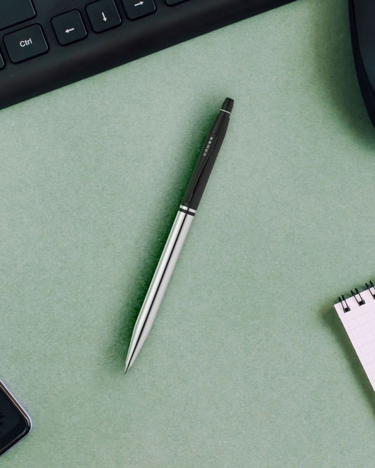 قلم حبر جاف كروس كليك™ توكسيدو كروم AT0622-123