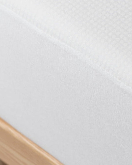 واقي مرتبة "ألاسكا" من فيلفونت، منظم للحرارة بنسبة 100%، باللون الأبيض