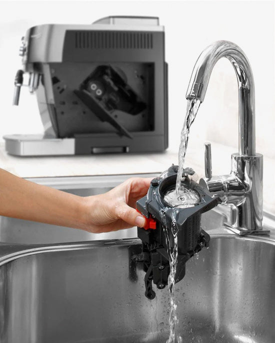 ماكينة قهوة ديلونجي ماغنيفيكا إس الذكية الأوتوماتيكية