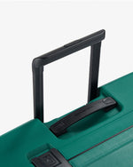 حقيبة ديلسي باريس ستون الصلبة ذات العجلات الأربع