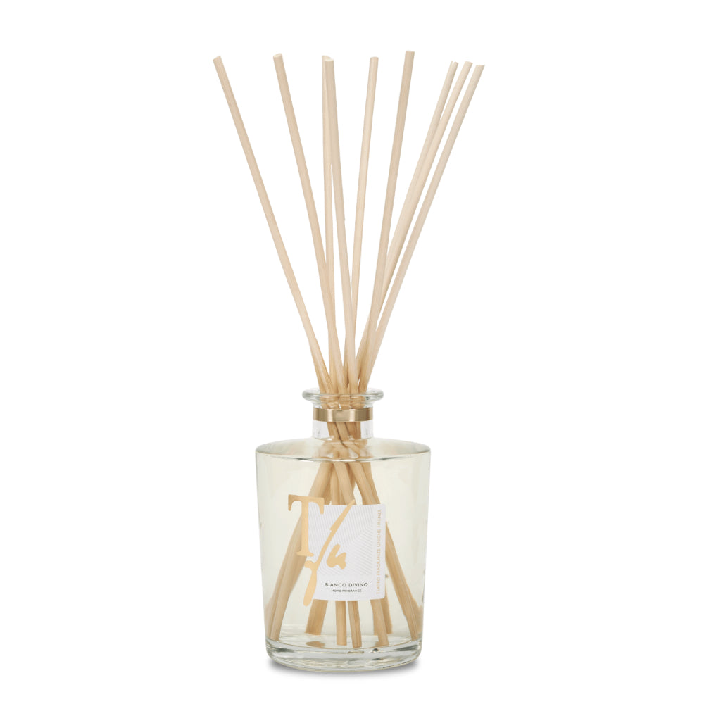 رذاذ مسرح وايت ديفاين