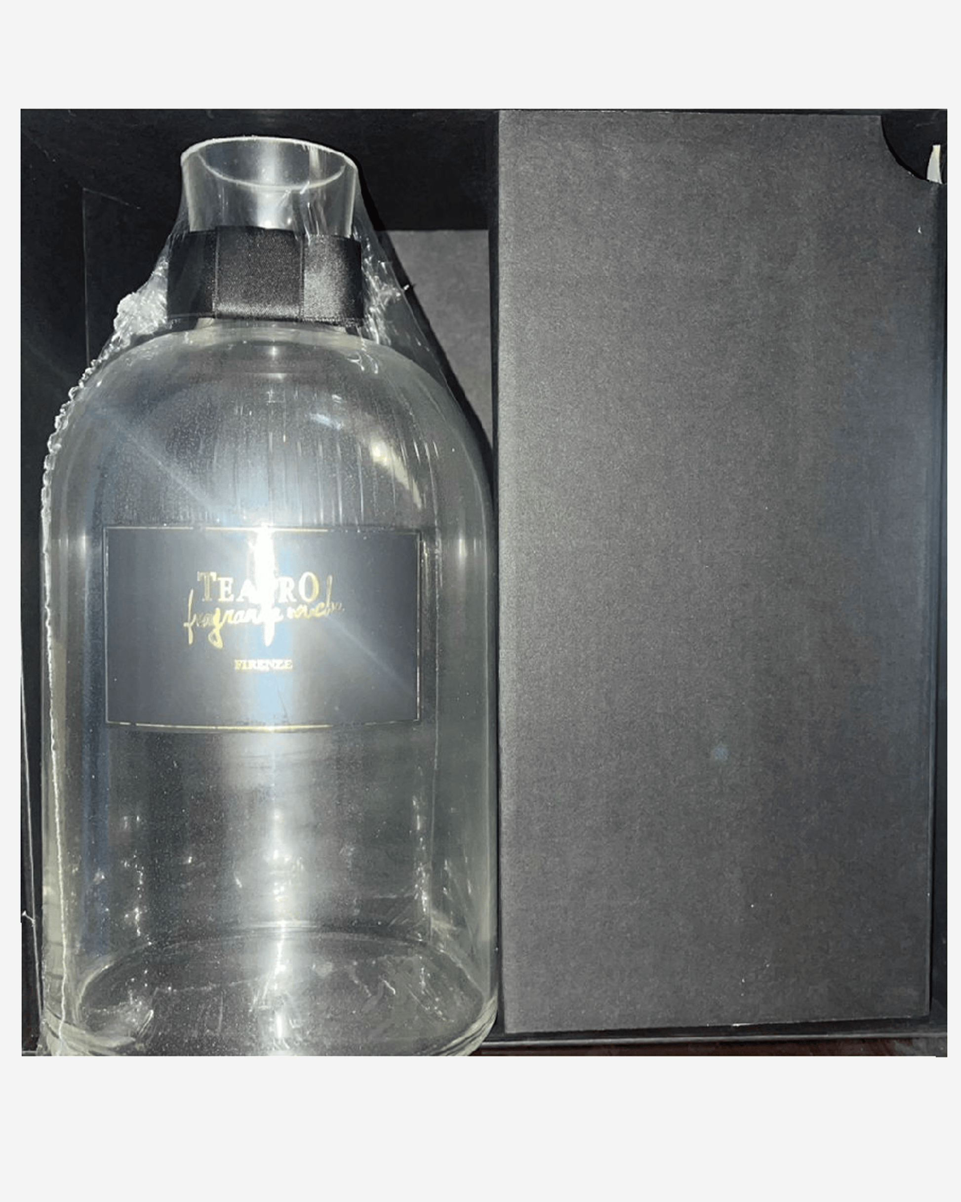 Gift Set White Divine Sticks 2500ml White Vase