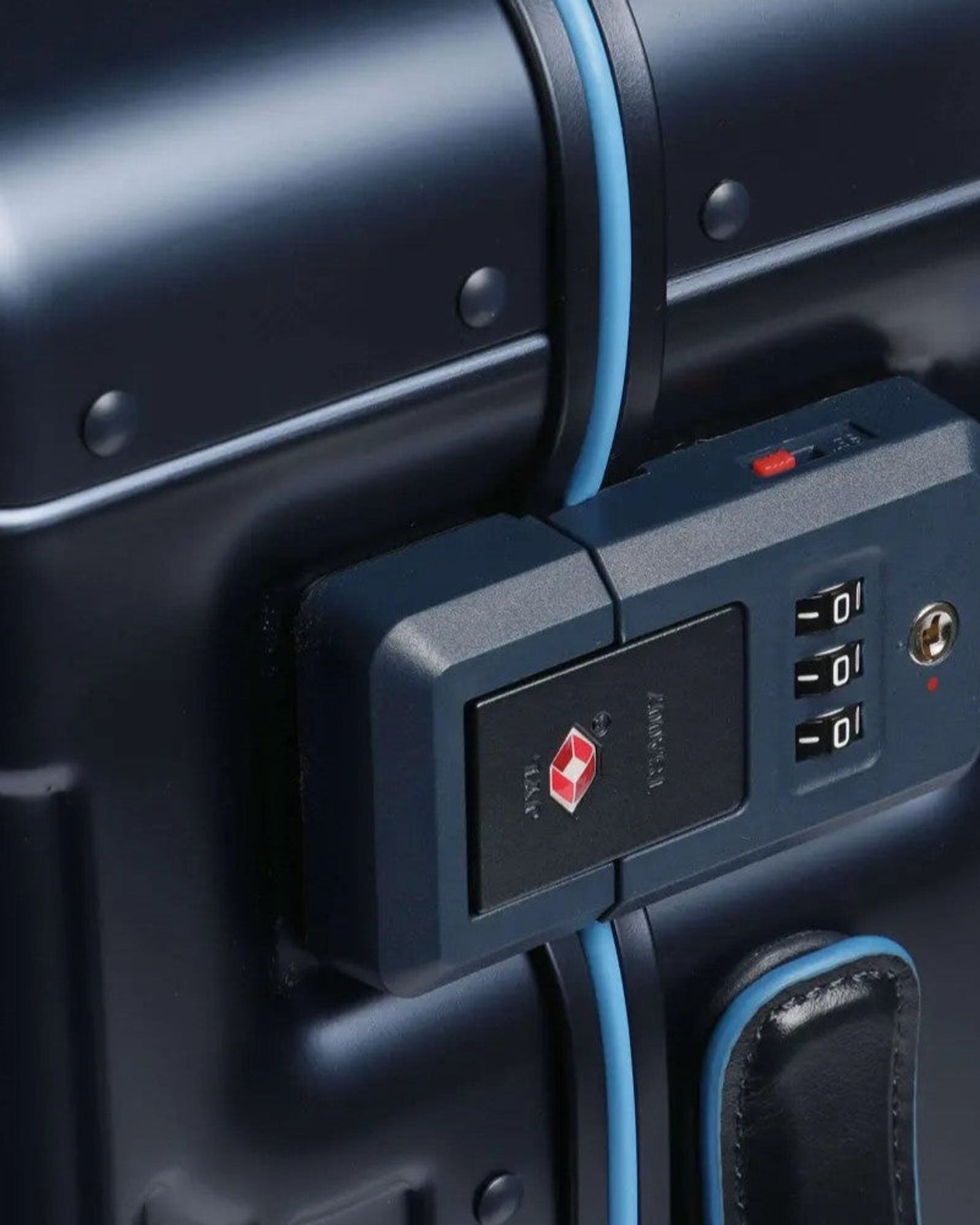 عجلات بيكوادرو بيكالو BS2 4 مزدوجة من الألومنيوم والجلد