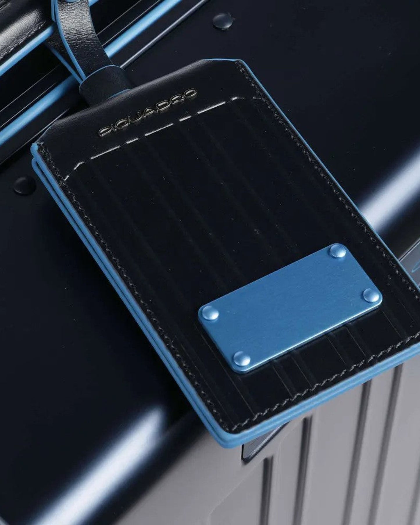 عجلات بيكوادرو بيكالو BS2 4 مزدوجة من الألومنيوم والجلد