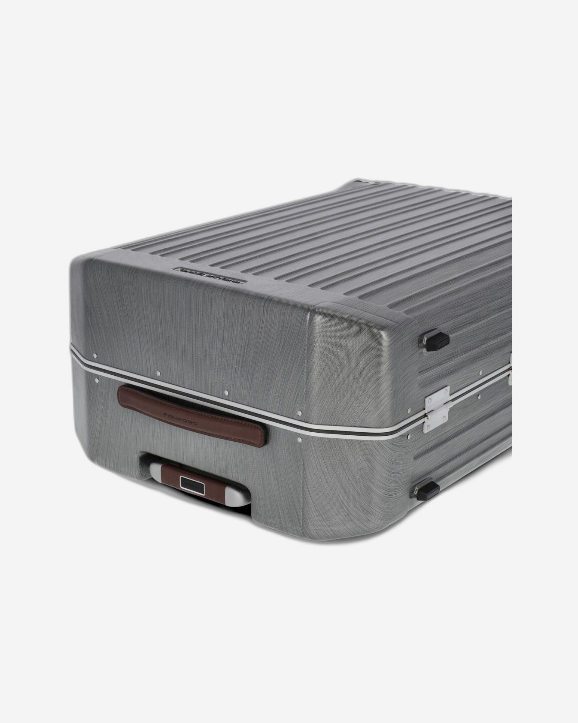 حقيبة بيكوادرو بي كيو إل إم بإطار صلب، مقاس 68 سم، مناسبة لتسجيل الوصول، لون أسود/بني فاتح - Bv4427Pqlm/Ncu