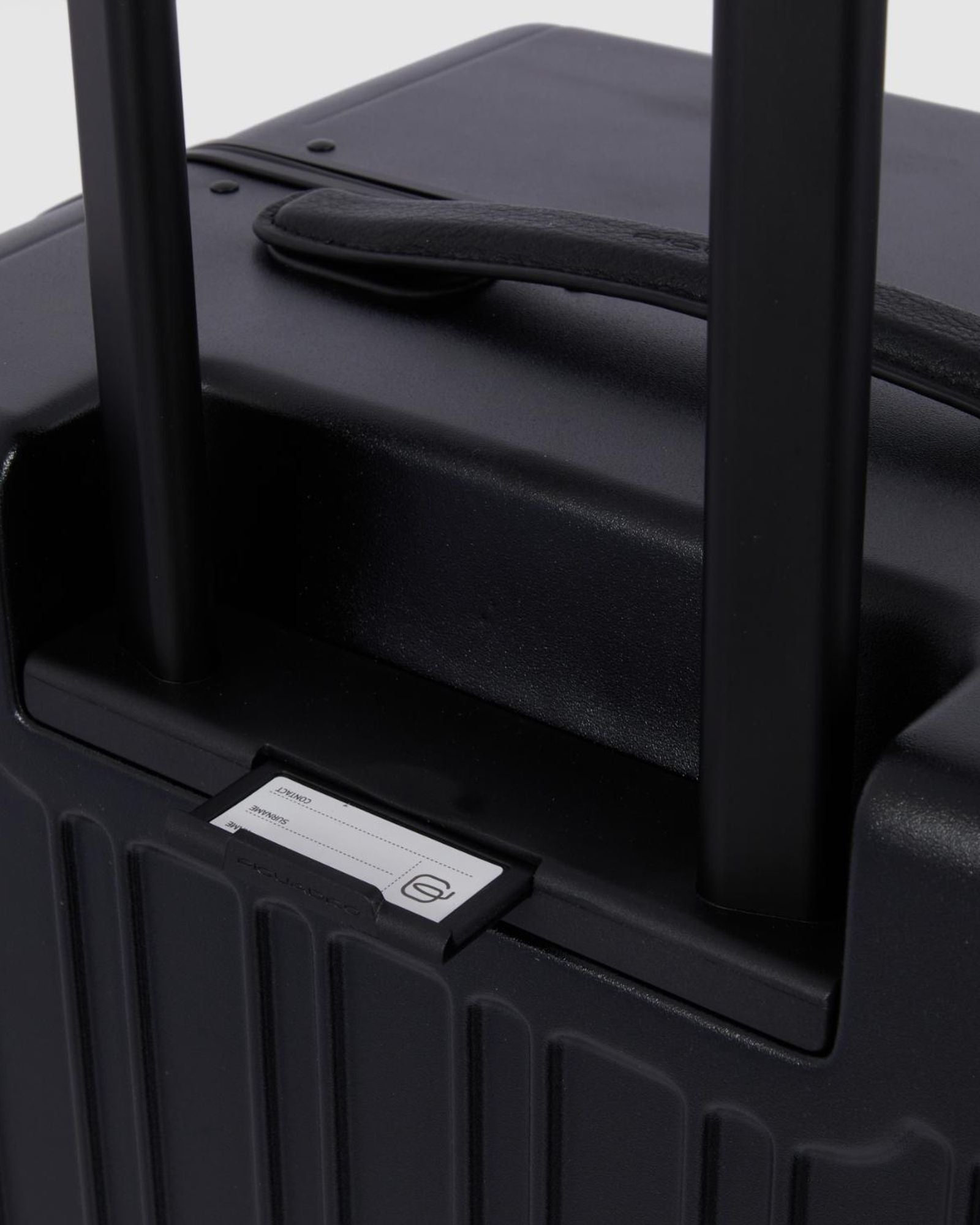 Piquadro Pqlm - Medium Size Hardside Spinner Matt Black