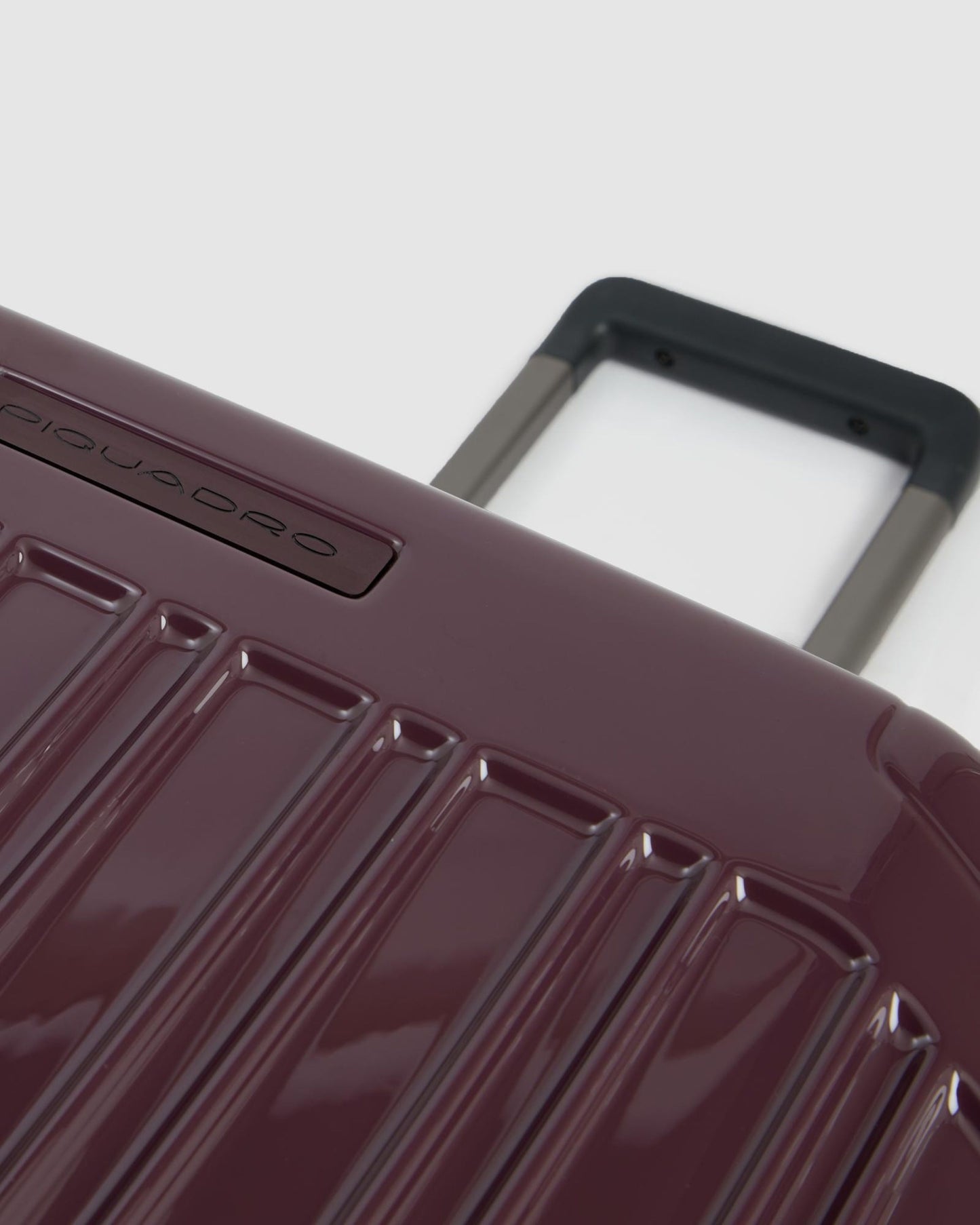 Piquadro Large Expandable 4 Wheel Suitcase Bordeaux