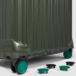 عربة بيكوادرو بي كيو لايت كبيرة الحجم قابلة للتمدد بأربع عجلات باللون الأخضر البولي كربونات