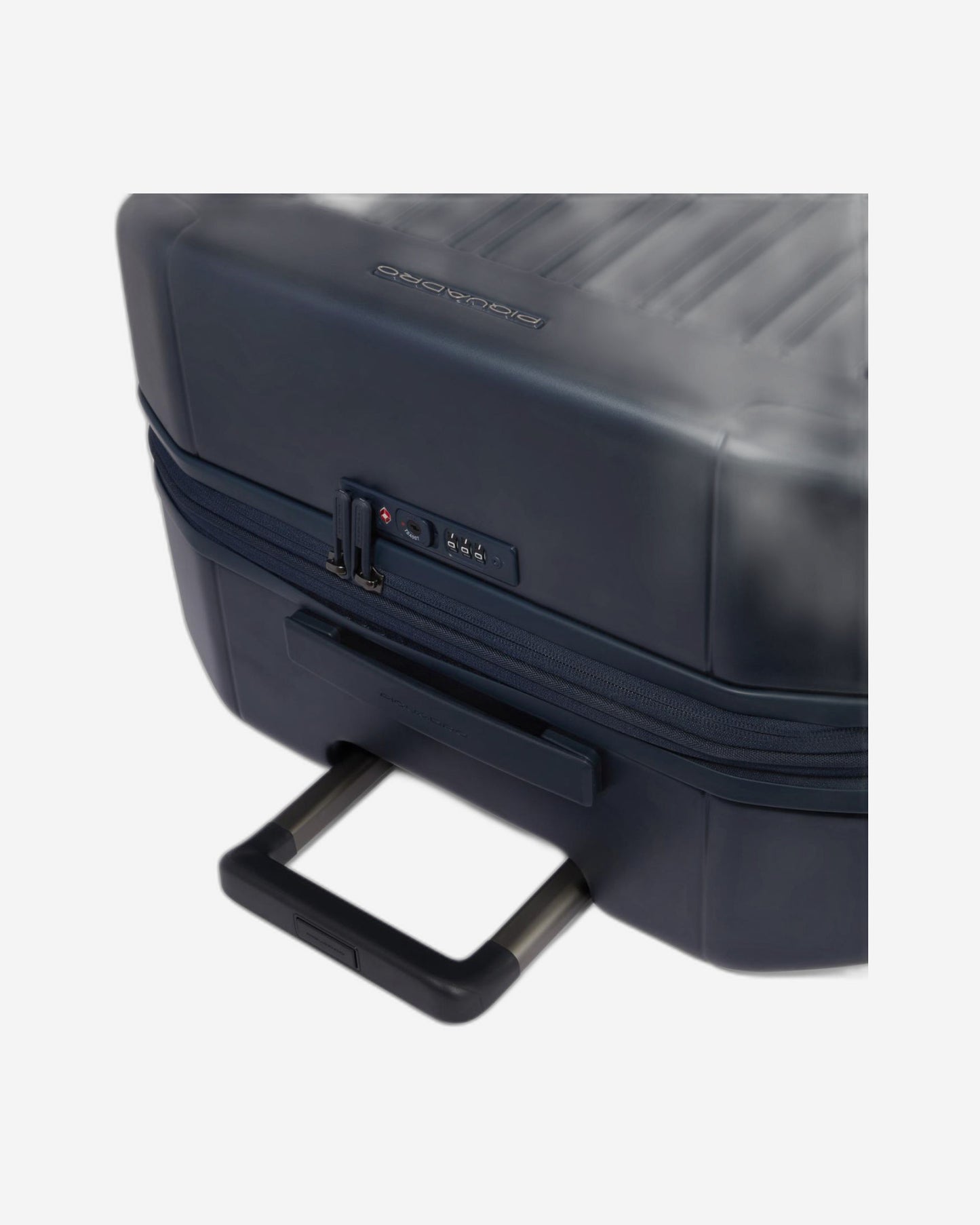 عربة بيكوادرو بي كيو لايت كبيرة الحجم قابلة للتمدد بأربع عجلات من البولي كربونات باللون الأزرق غير اللامع