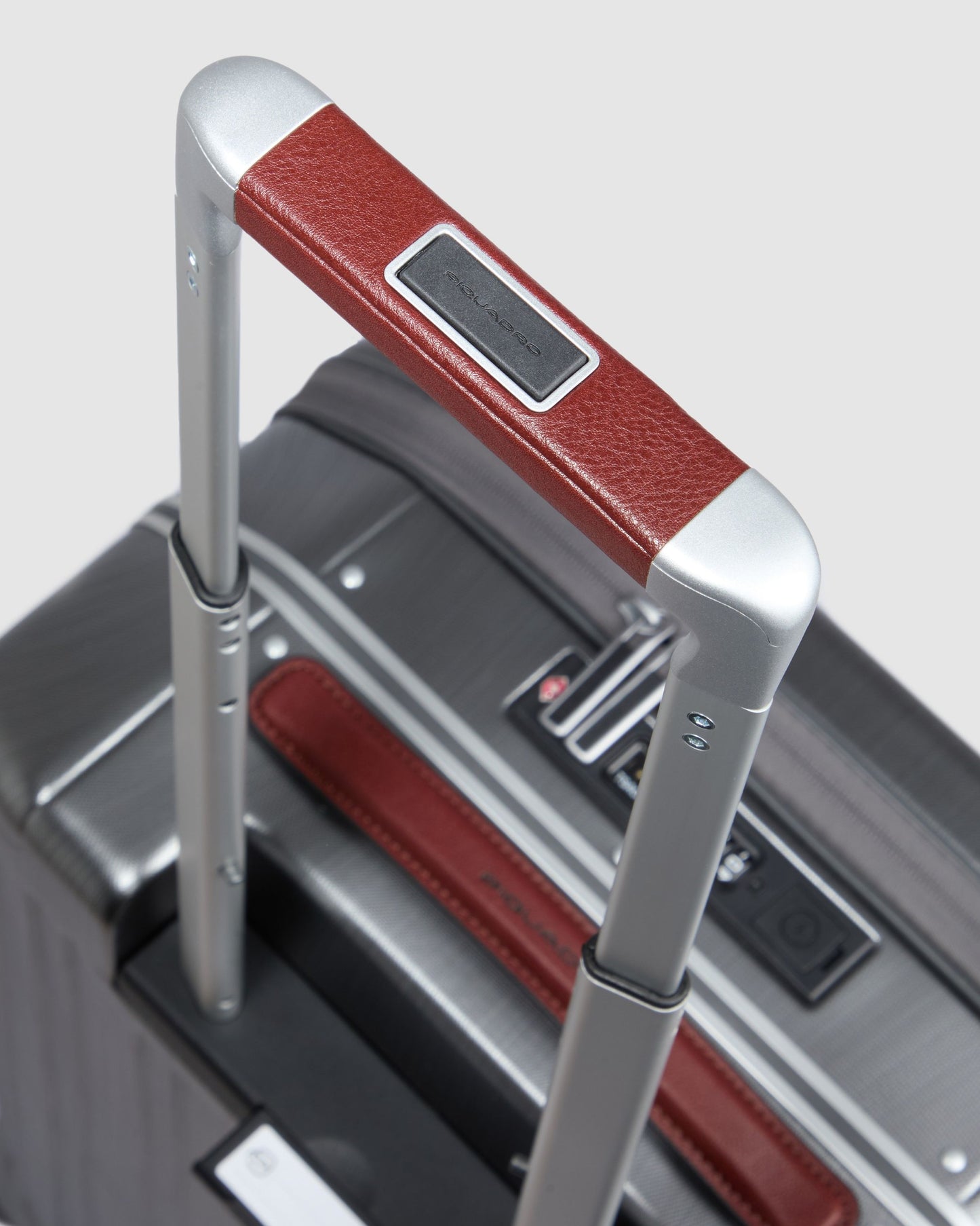 Piquadro Shock Absorbing Front Cabin Suitcase Black Tobacco