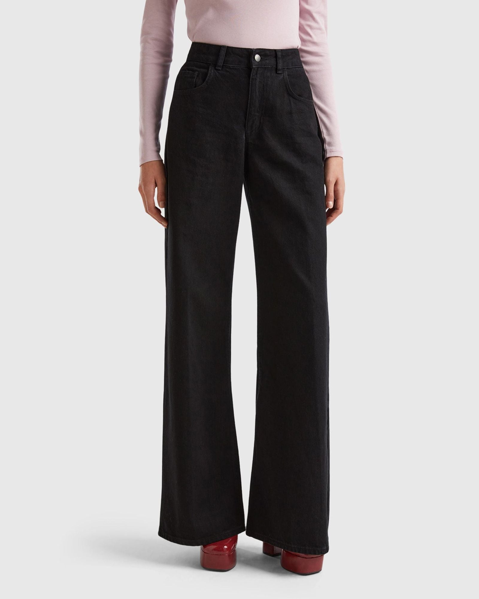 جينز بقصّة الجزرة