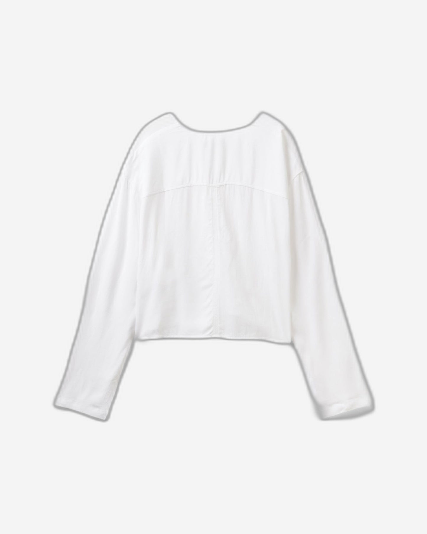 بلوزة برقبة على شكل حرف V