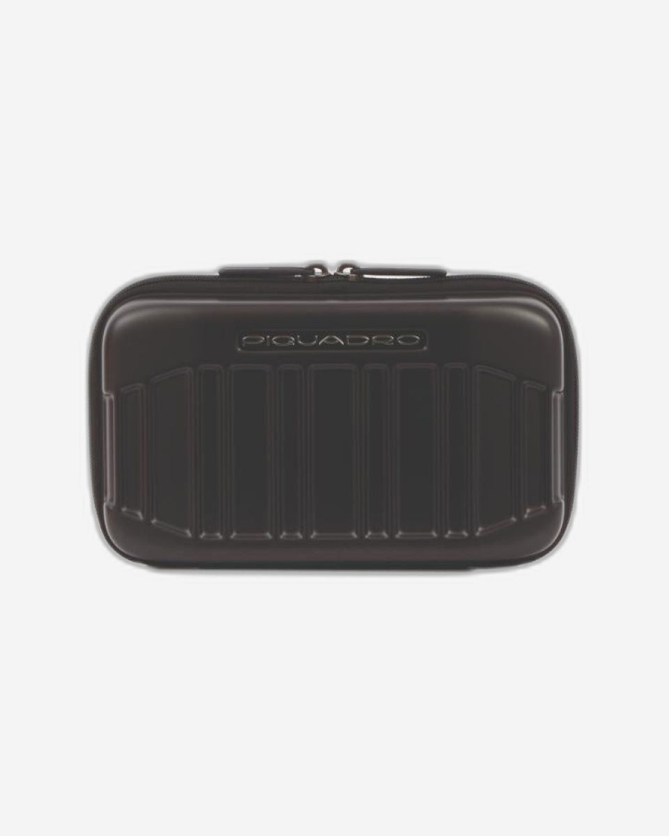 حقيبة بيكوادرو الشخصية ذات التصميم المتقاطع باللون الأسود غير اللامع