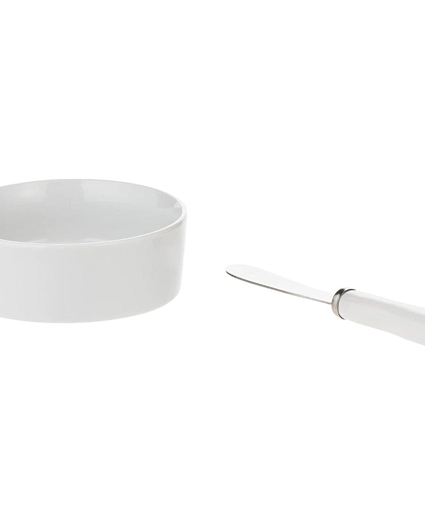 لوحة فنية للطهي من الخيزران مع وعاء وسكين