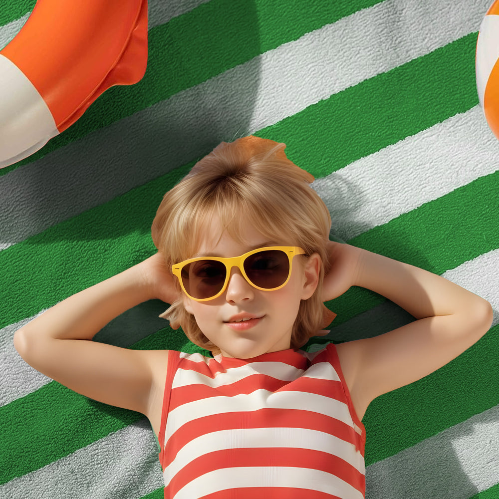 منشفة حمام سباحة مخططة من القطن 100% باللون الأخضر