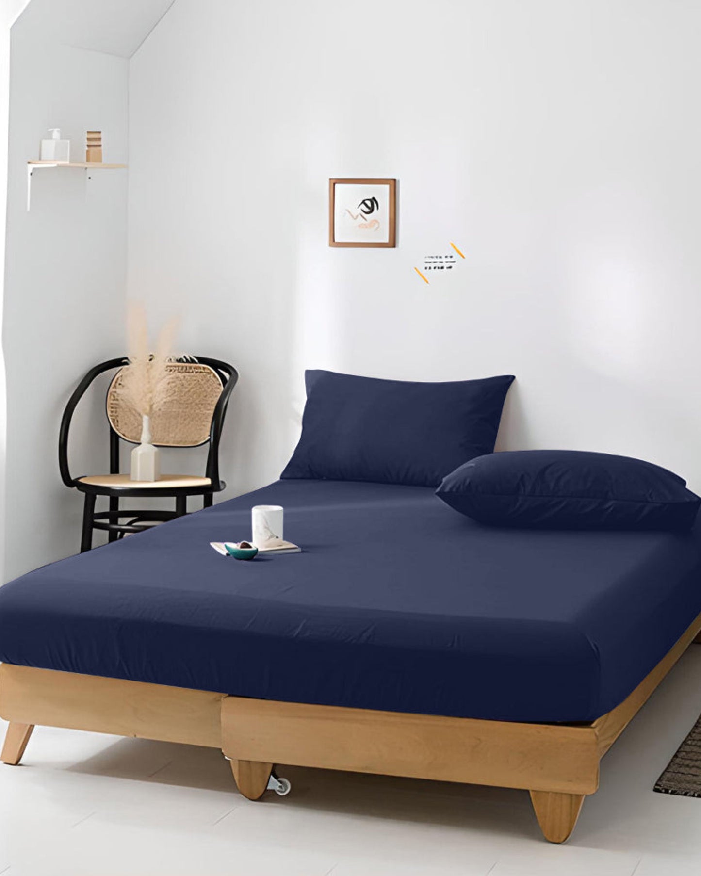 ملاءة سرير قطنية منزلية قطعة واحدة، لون أزرق داكن