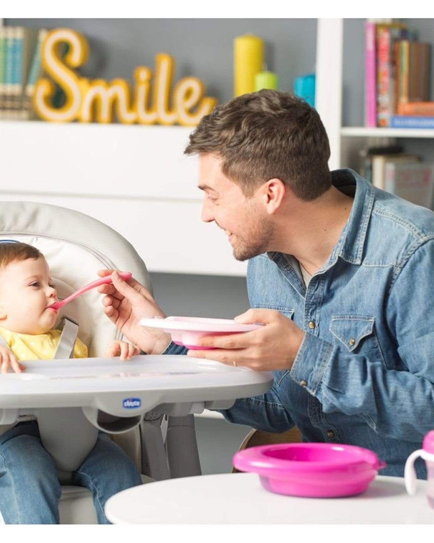 مجموعة الفطام من عمر 6 أشهر فما فوق باللون الوردي