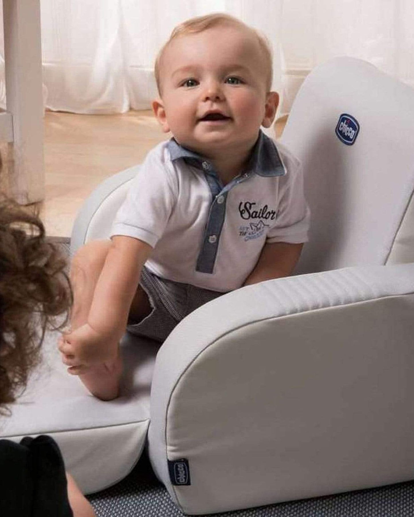 كرسي بذراعين ملتوٍ (3 تكوينات) أحمر