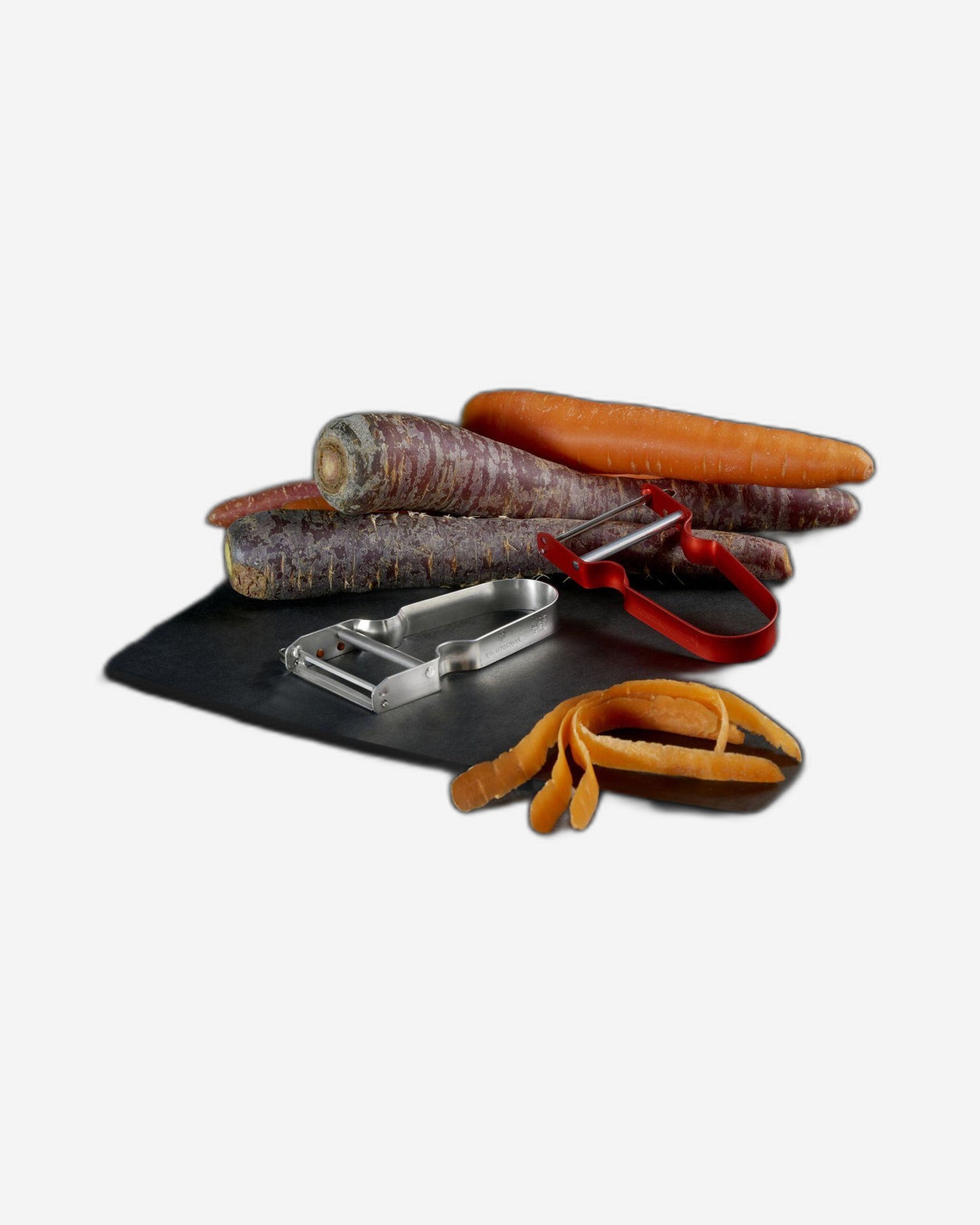 مقشرة فيكتورينوكس ريكس من الفولاذ المقاوم للصدأ باللون الأحمر - 6.0900.1