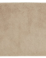 سجادة حمام مبطنة بظهر مطاطي ووبر عميق من كريستي، خشب طافي