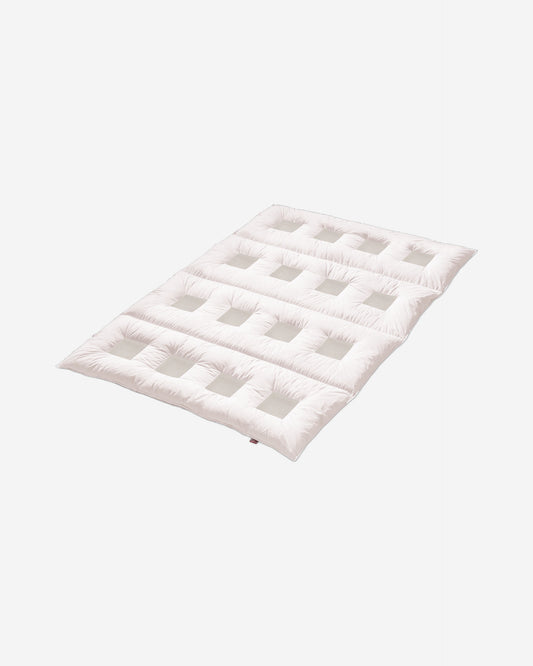 لحاف كوفمان "كلايما بالانس" المحشو بريش الإوز - متوسط 