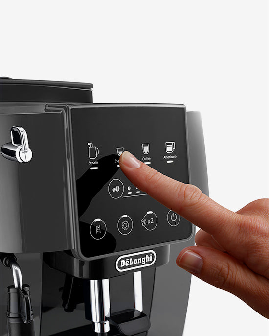 ماكينة صنع القهوة De'Longhi Magnifica الأوتوماتيكية بالكامل، قهوة طازجة، لوحة تحكم تعمل باللمس Sift، رغوة حليب تقليدية، وصفات بلمسة واحدة Black-ECAM220.22.GB (معتمدة من هيئة الإمارات للمواصفات والمقاييس الإماراتية)