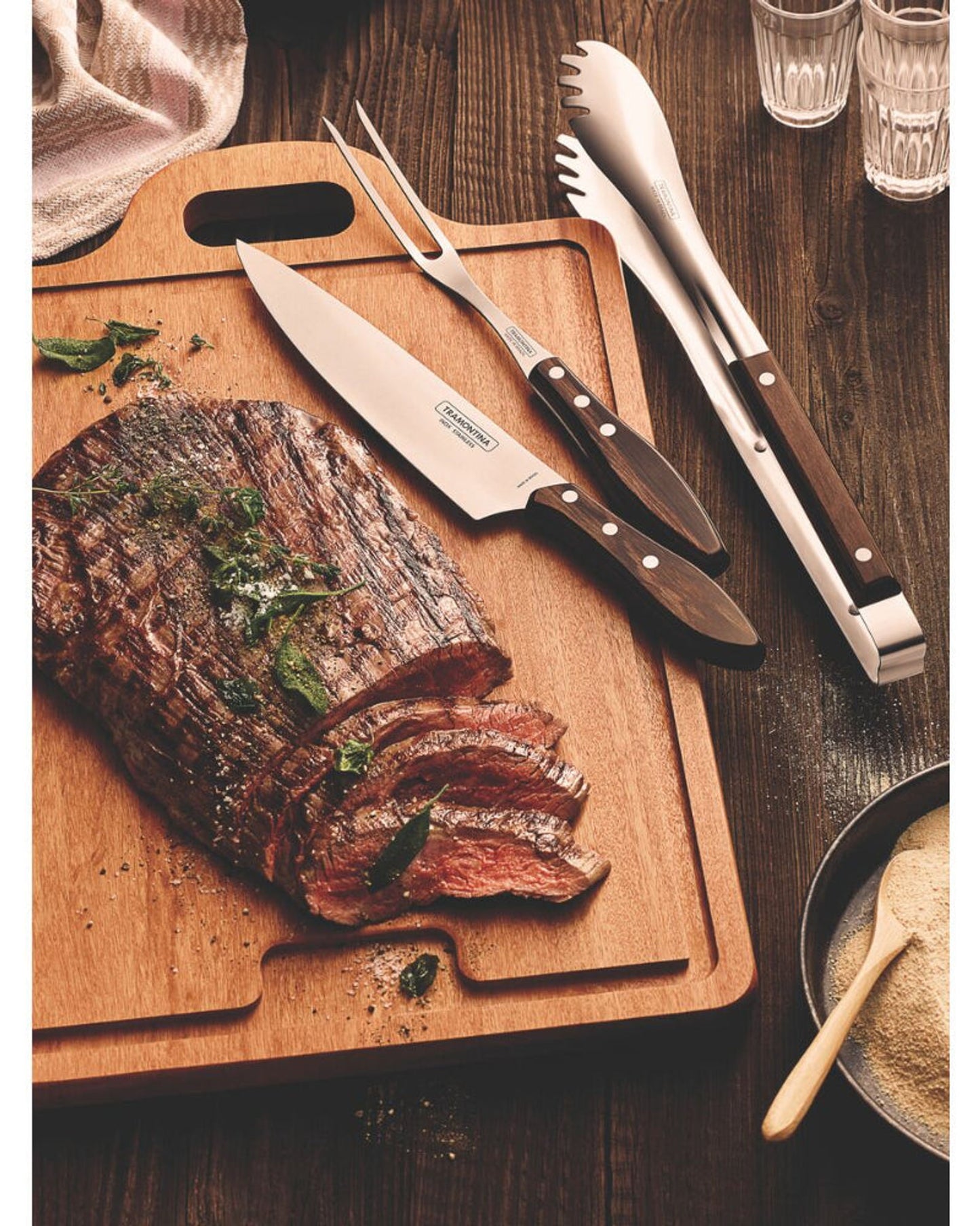 ترامونتينا منذ عام 1911، صنع في البرازيل. طقم أدوات ترامونتينا المكون من 3 قطع بشفرات من الفولاذ المقاوم للصدأ ومقابض من الخشب البني المعالج