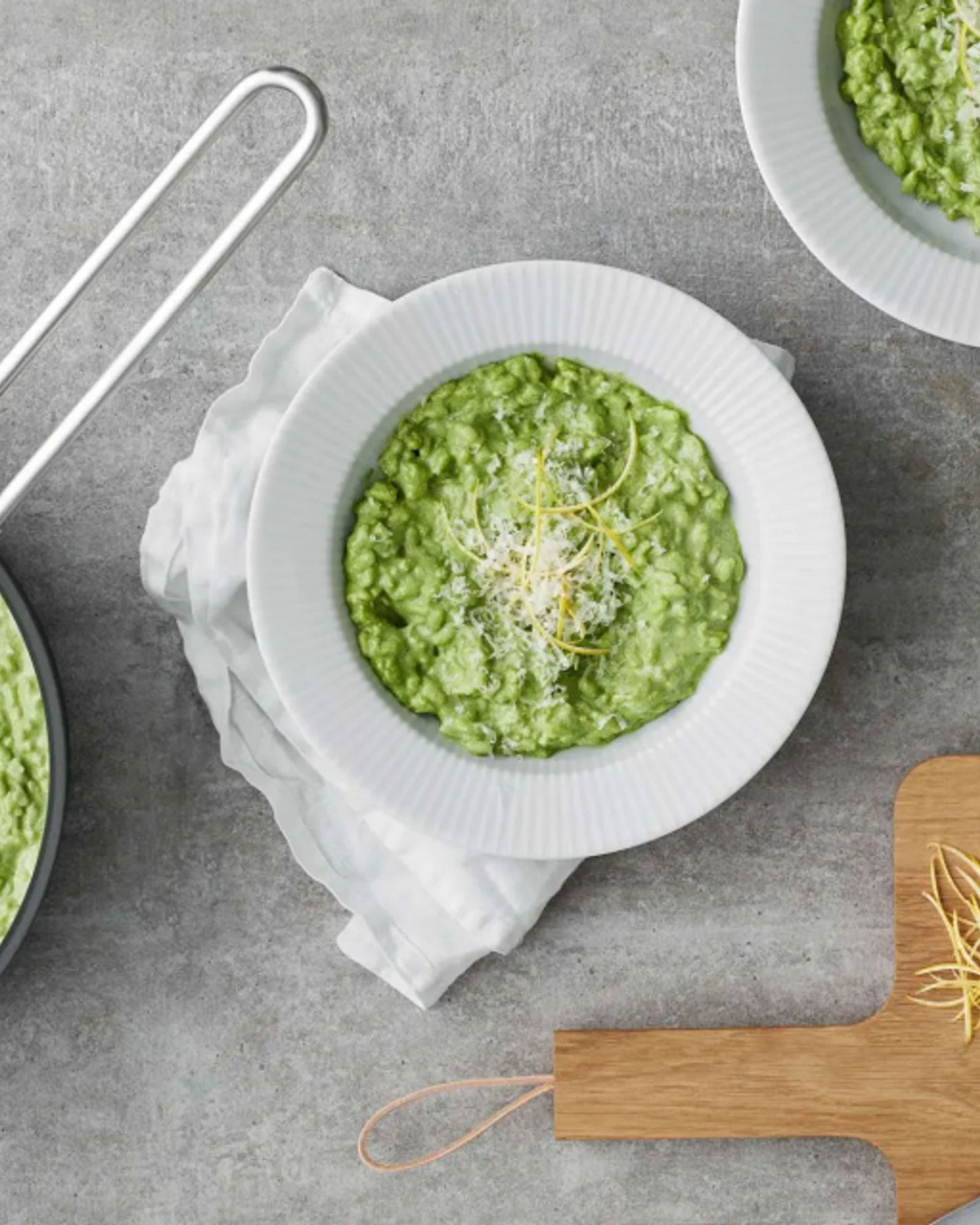 مقلاة إيفا سولو 256224 مقاس 24 سم من مجموعة دورا لاين، بتقنية سليبليت® غير اللاصقة