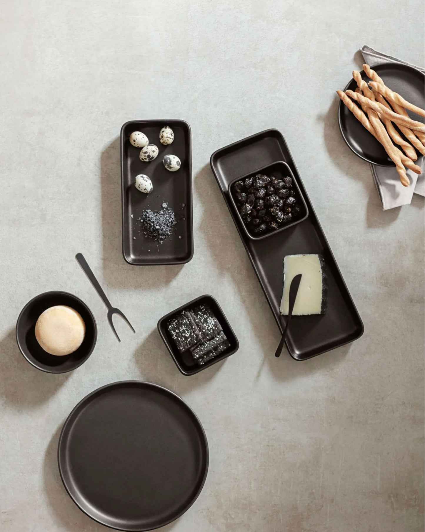 طبق تقديم إيفا سولو 502778، مقاس 13×37 سم، من نورديك كيه