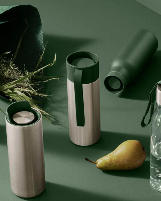 زجاجة شرب إيفا سولو 503052 سعة 0.5 لتر، لون أخضر زمردي