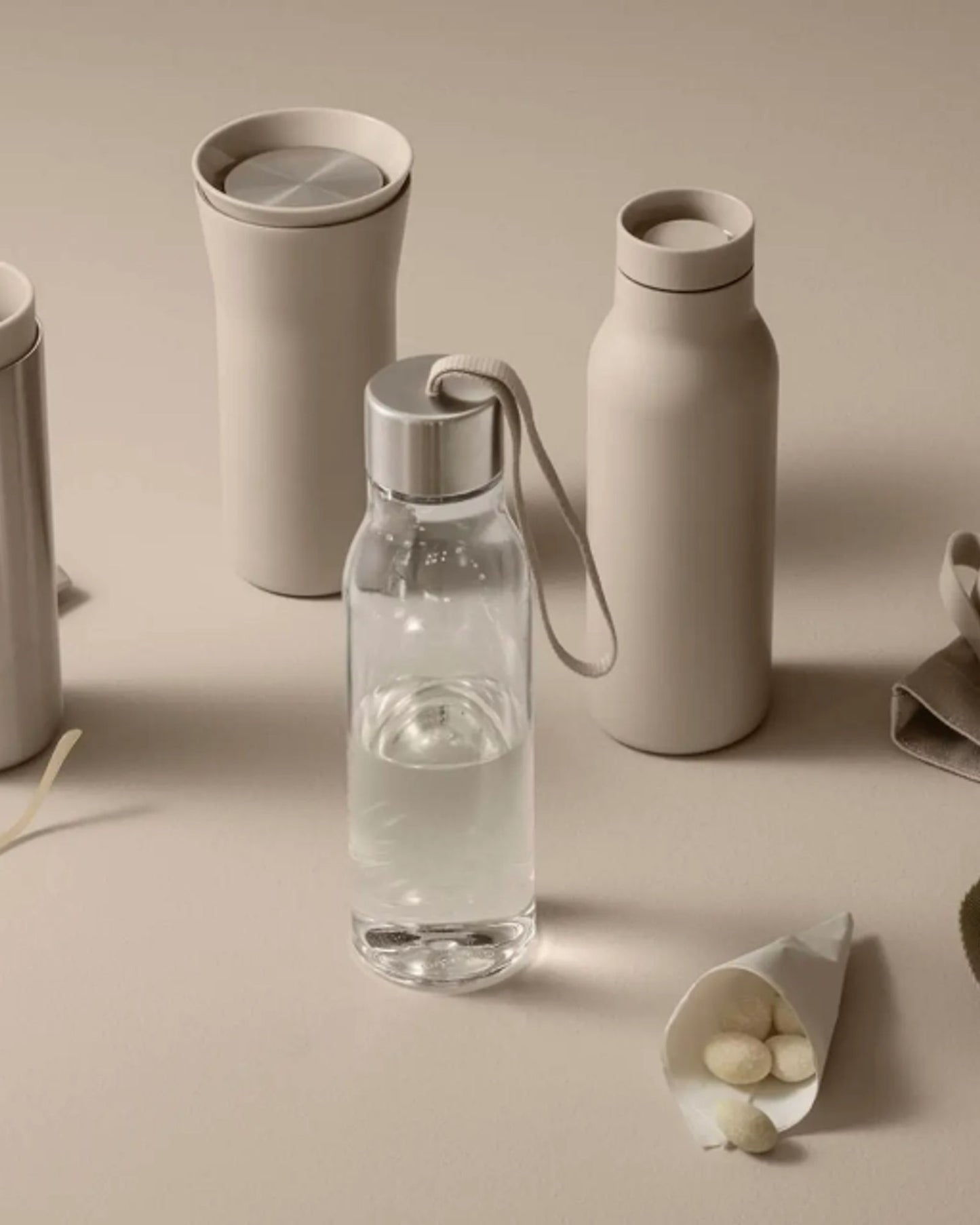 زجاجة شرب إيفا سولو 503053 سعة 0.5 لتر، لون بيج لؤلؤي