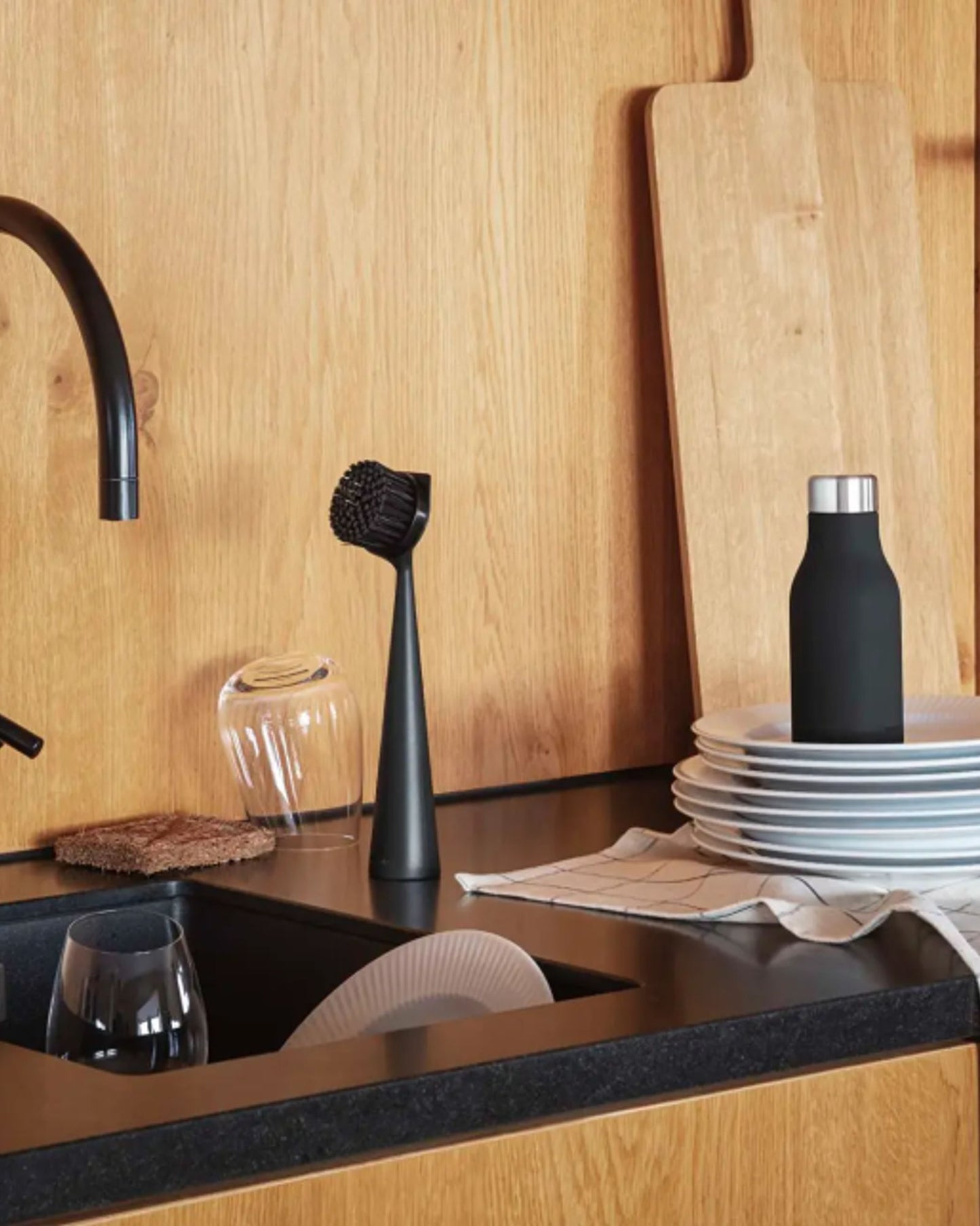 موزع صابون إيفا سولو 530681 أسود اللون