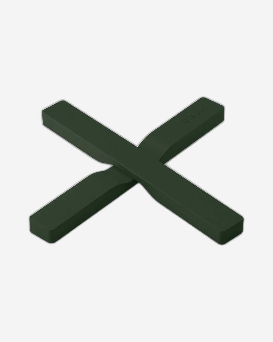 إيفا سولو 530767، قطعتان من قواعد الأواني المغناطيسية، لون أخضر زمردي