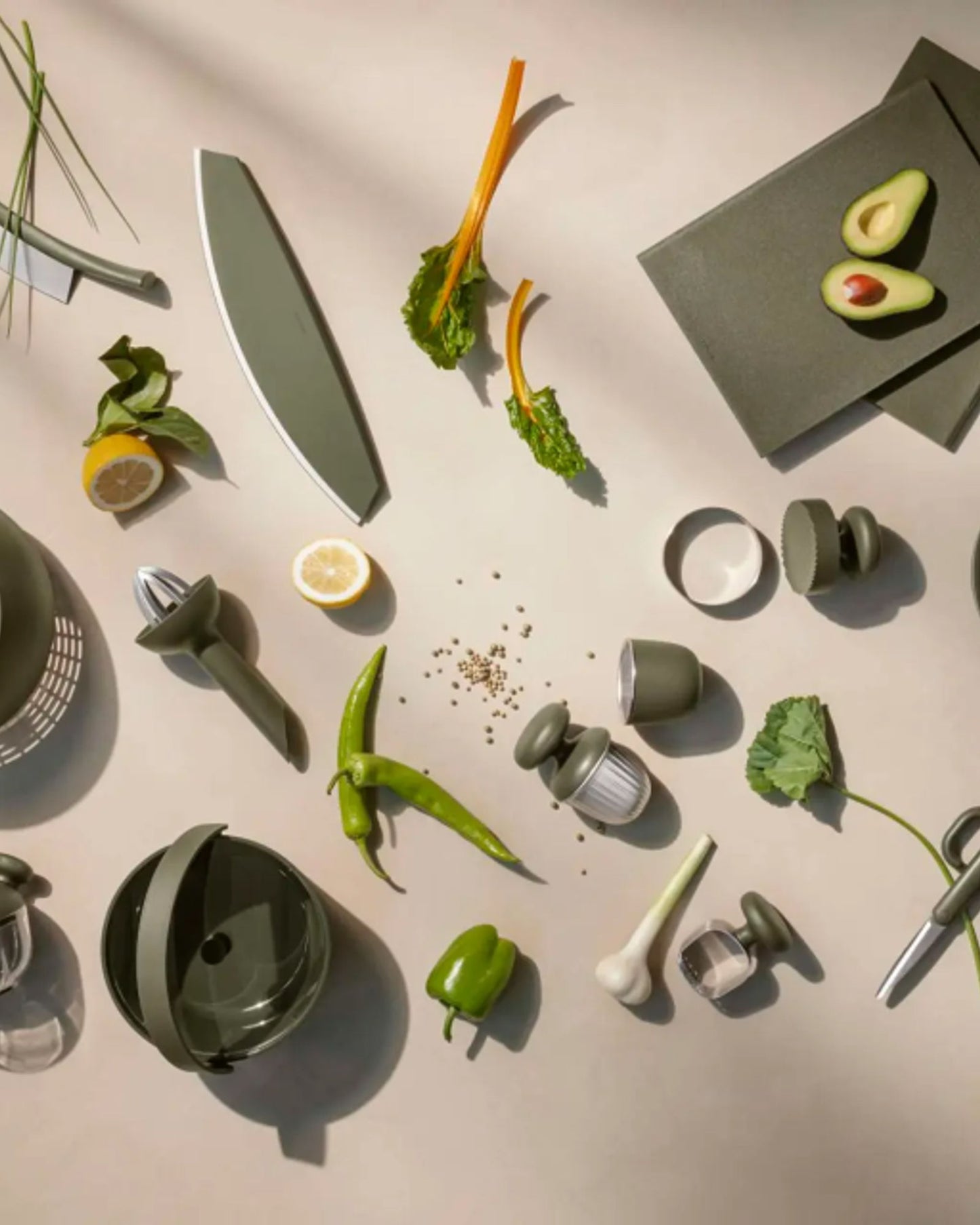 أداة طهي بالبخار للميكروويف من إيفا سولو 531413، لون أخضر