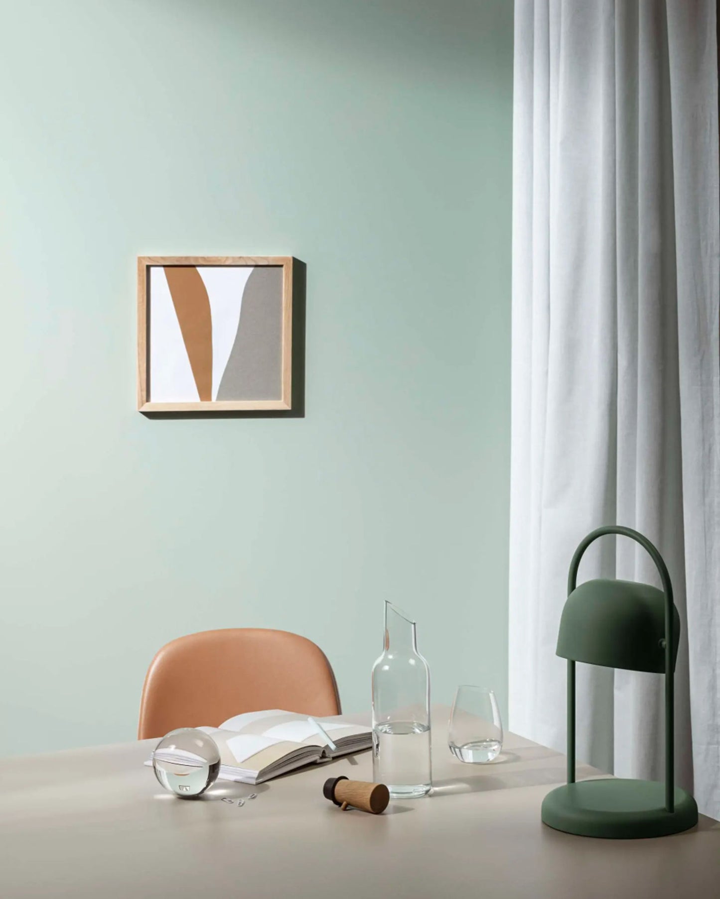 إبريق زجاجي إيفا سولو 557474 مع سدادة خشبية