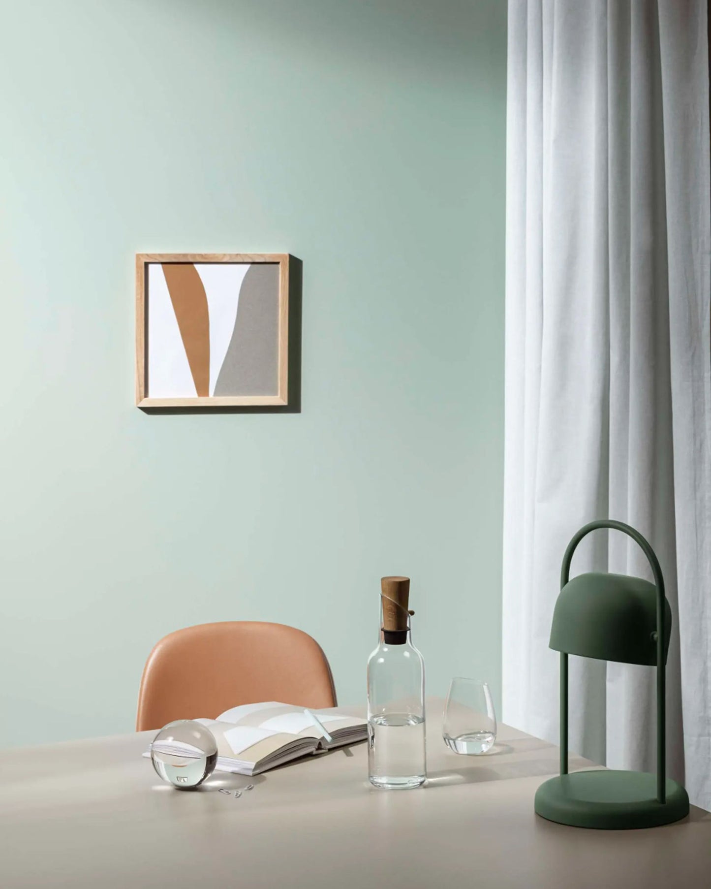 إبريق زجاجي إيفا سولو 557474 مع سدادة خشبية