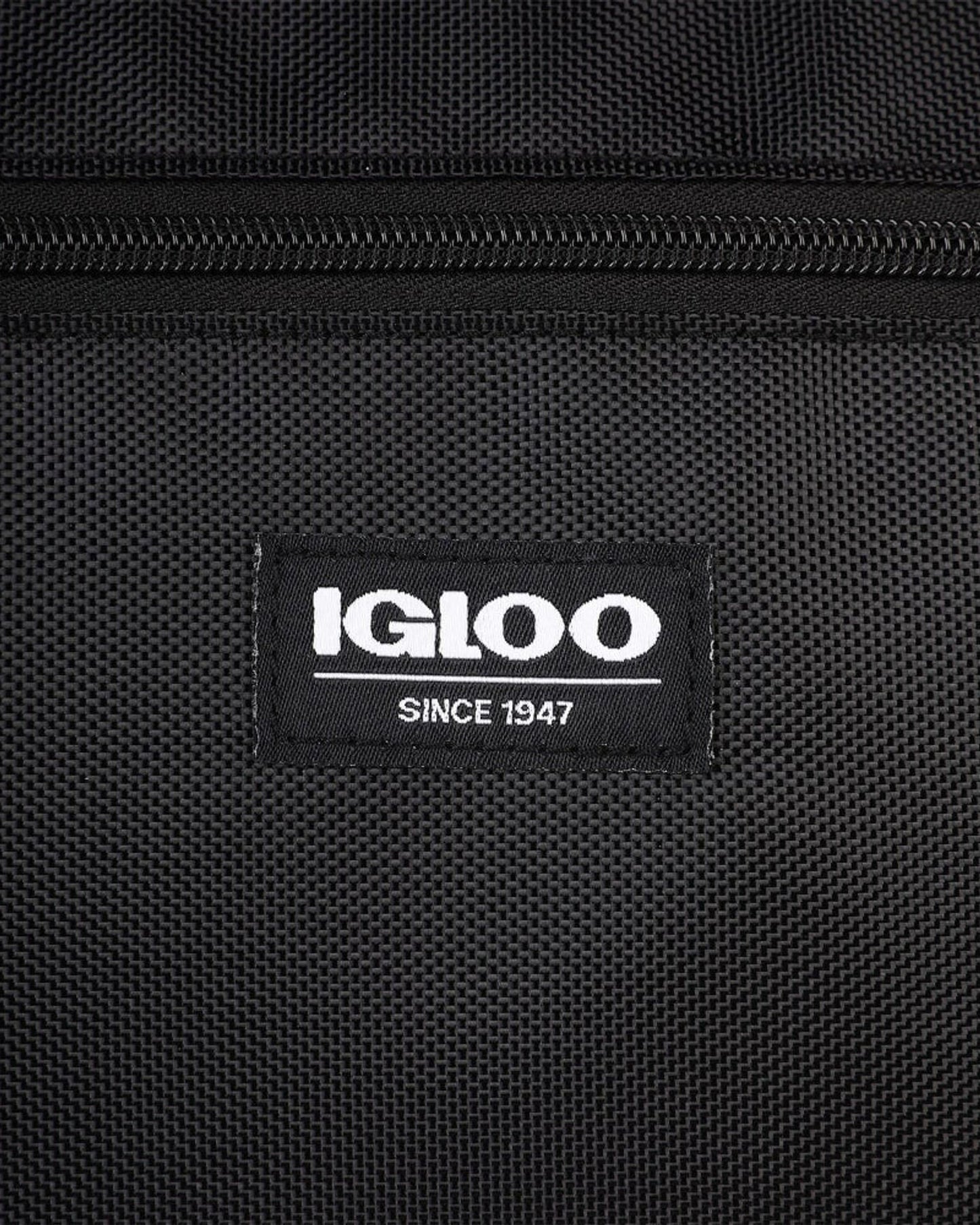 00066156-Igloo-Snapdown Maxcold Repreve حقيبة تبريد صديقة للبيئة سعة 36 علبة - أسود